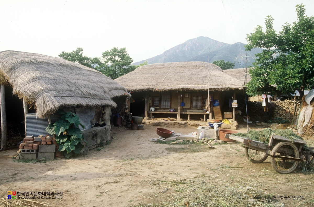 순천 낙안읍성 뙤창집 안채 정측면