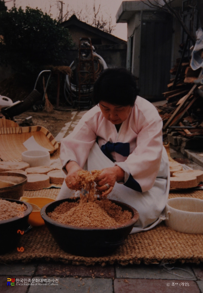 안동소주 / 누룩 반죽