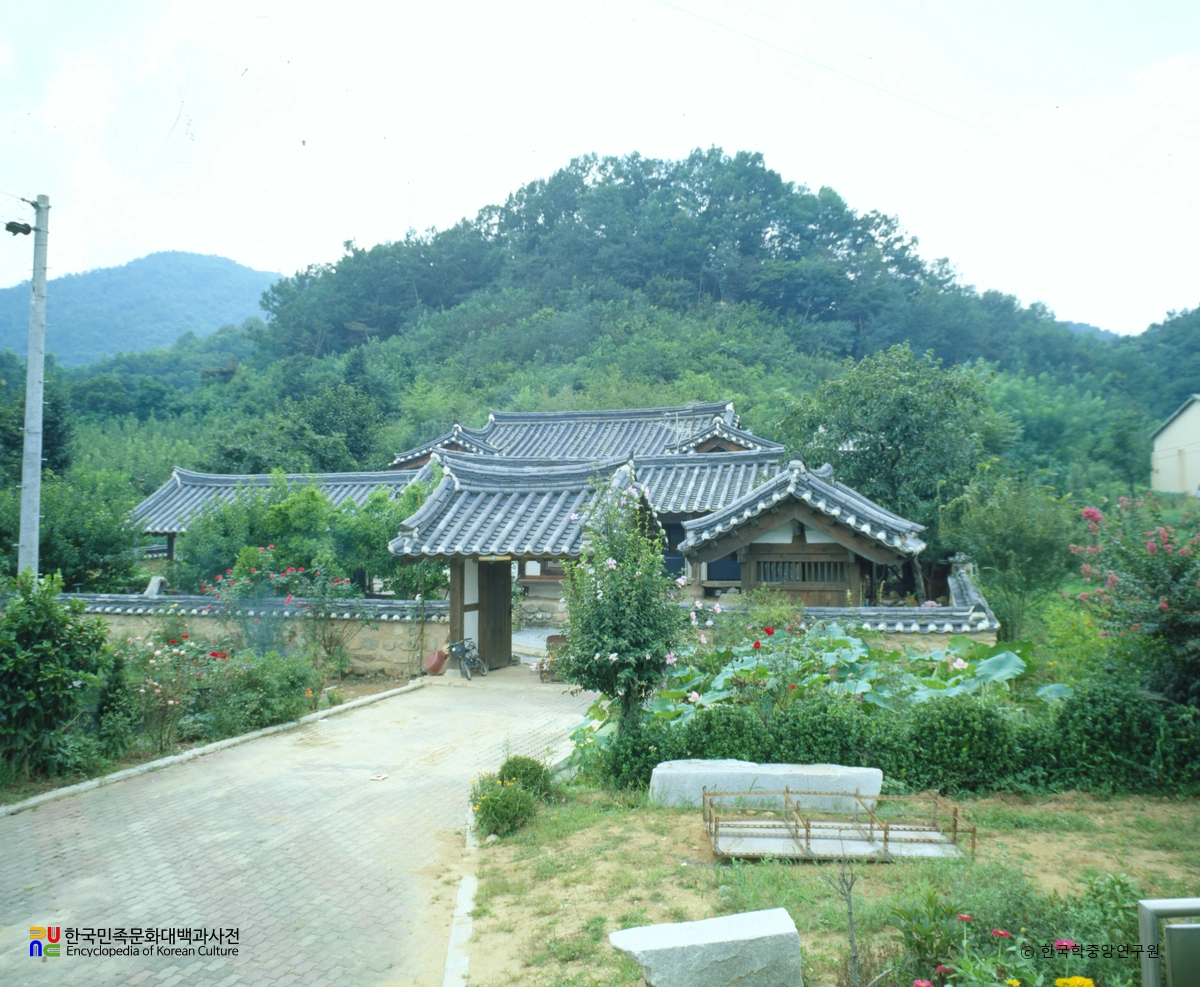 효곡재사