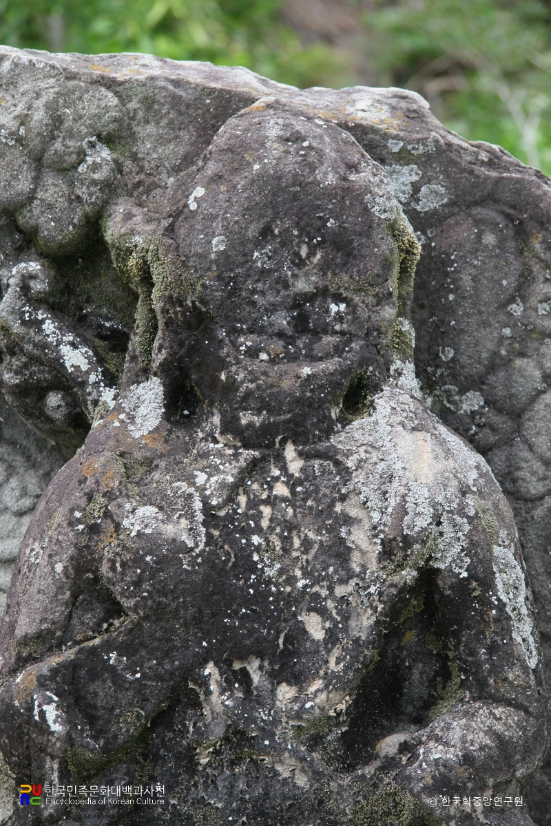 선산 궁기동 석불상