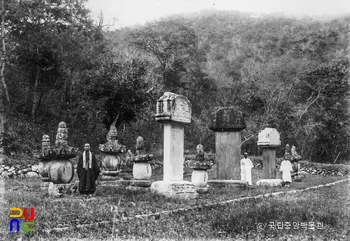 순천 선암사 승탑군 전경