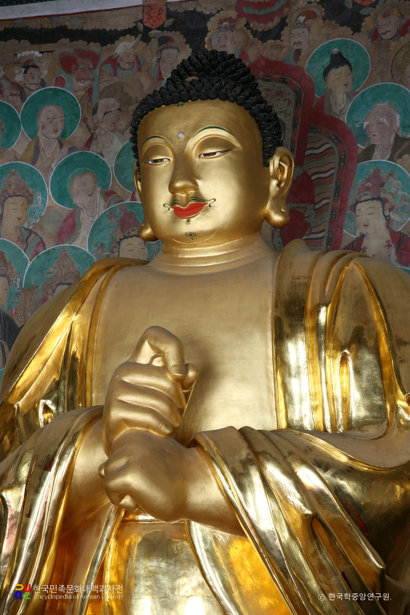 경주 기림사 소조비로자나삼불좌상