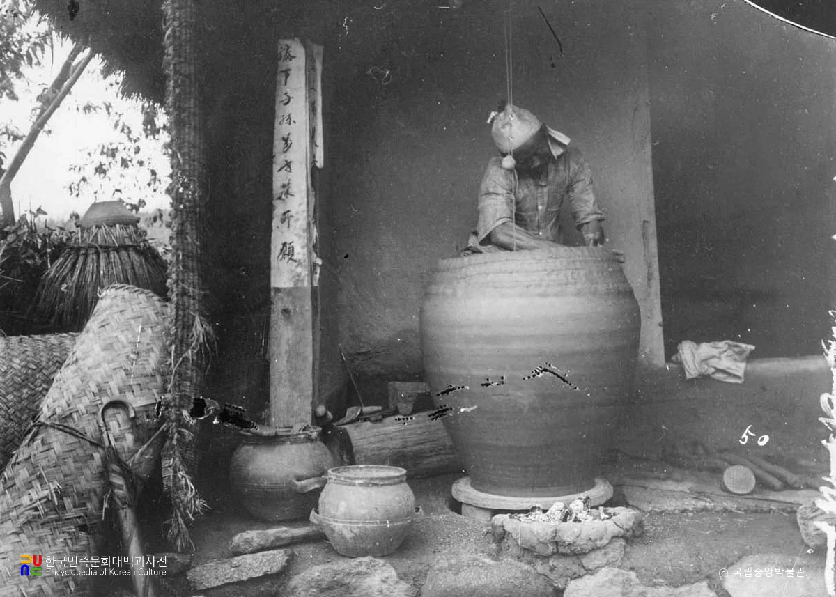 함경남도 문천군 옹기 제작