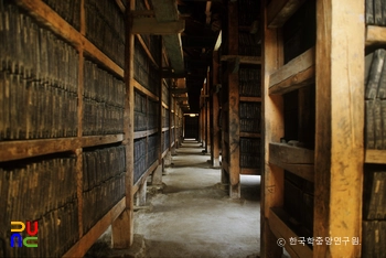 합천 해인사 대장경판 판고 내부