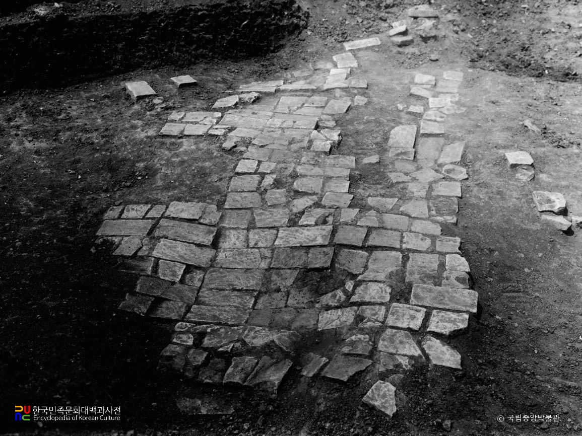 평안남도 대동군 낙랑토성 건물지 유구