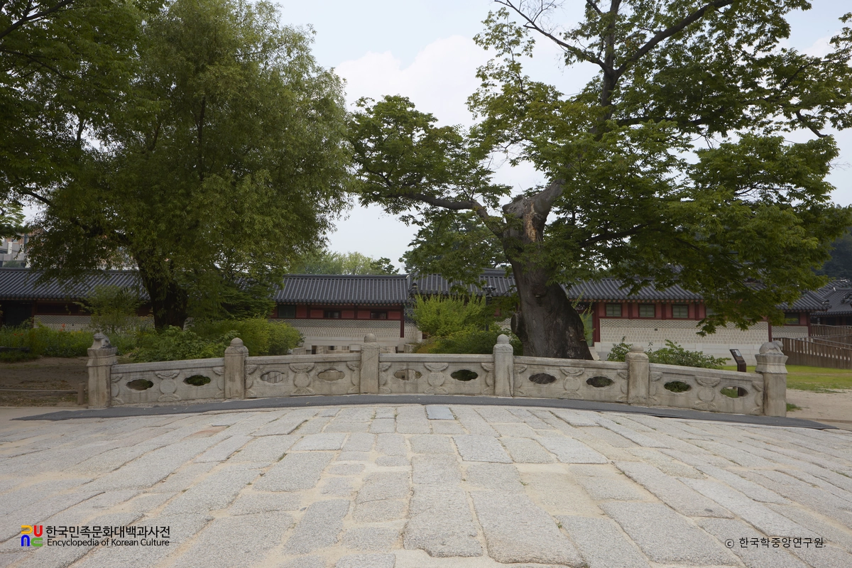 창덕궁 금천교 상판과 난간