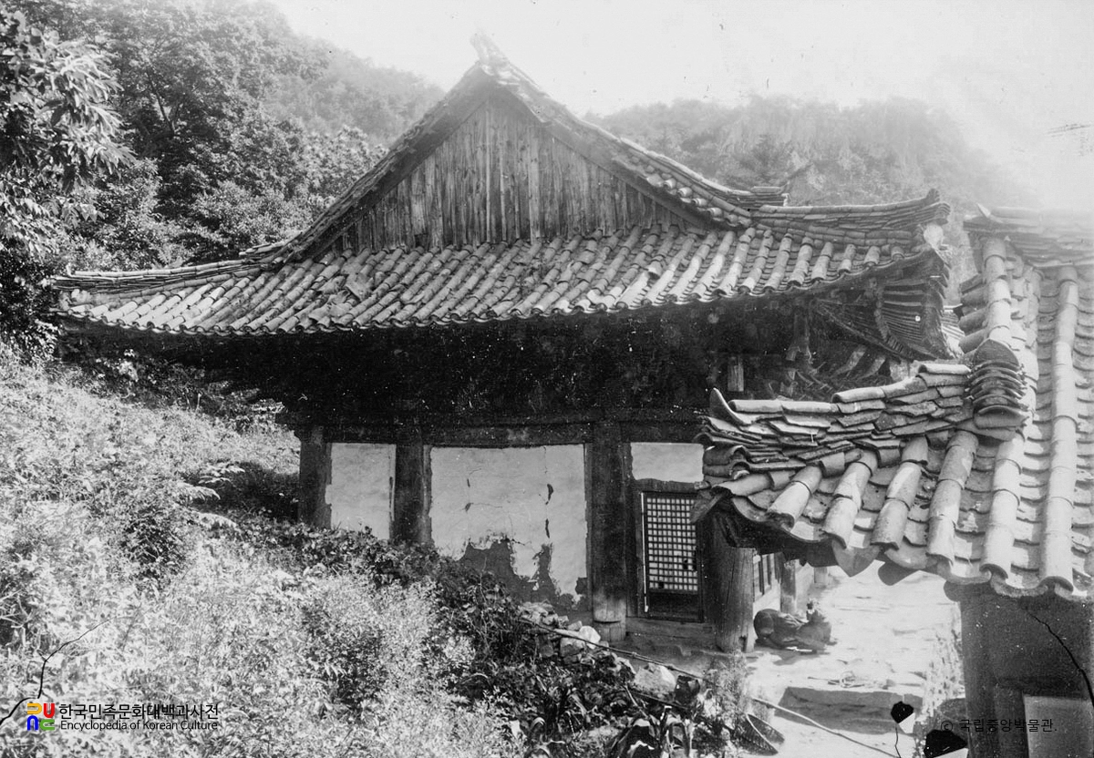 황주 심원사 보광전 서측면