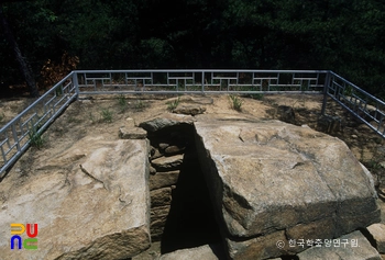 안양 석수동 석실분