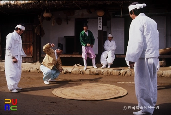 윷놀이