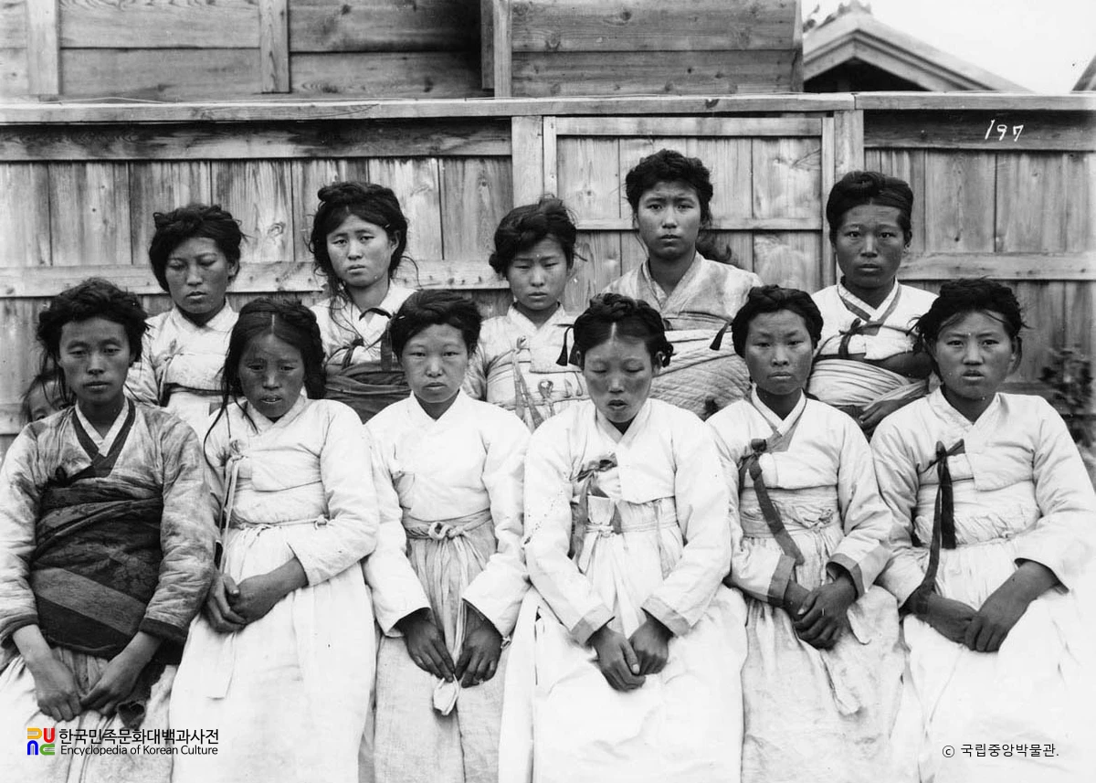 함경북도 성진시 여인들의 모습