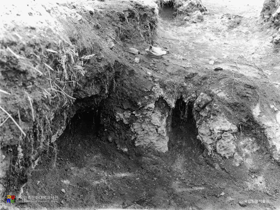 충남 공주 학봉리 제1호 요지 격벽