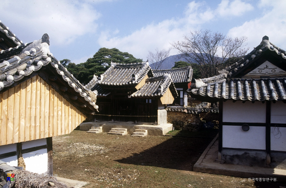 육송사