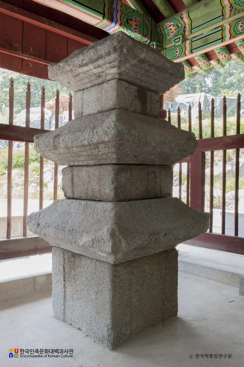 횡성 읍하리 삼층석탑
