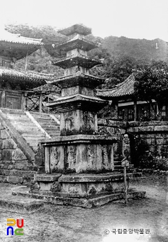 구례 화엄사 서 오층석탑 정측면
