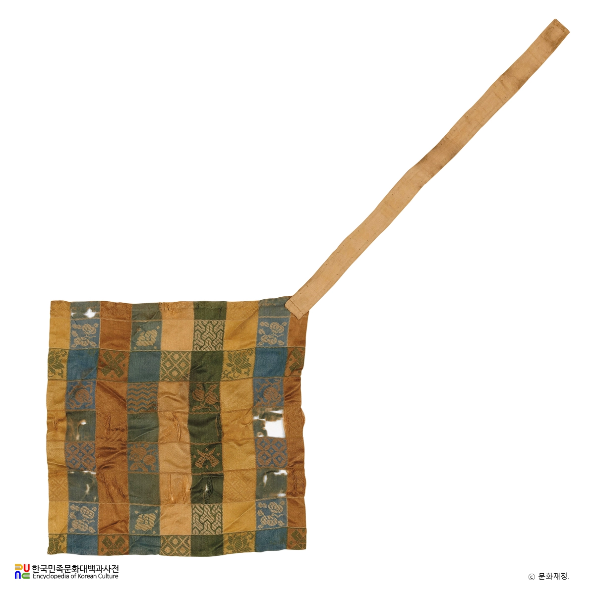 양양 낙산사 해수관음공중사리탑·비 및 사리장엄구 일괄 중 비단 보자기