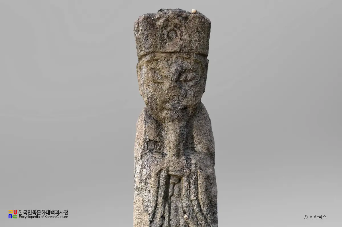 여수 석인의 상부