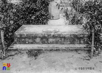 포항 법광사지 배례석