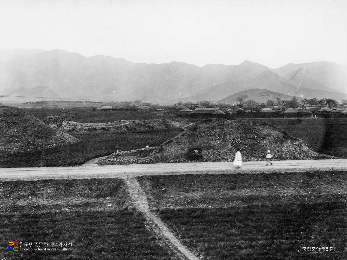 경주 금척리 고분 절단면 전경