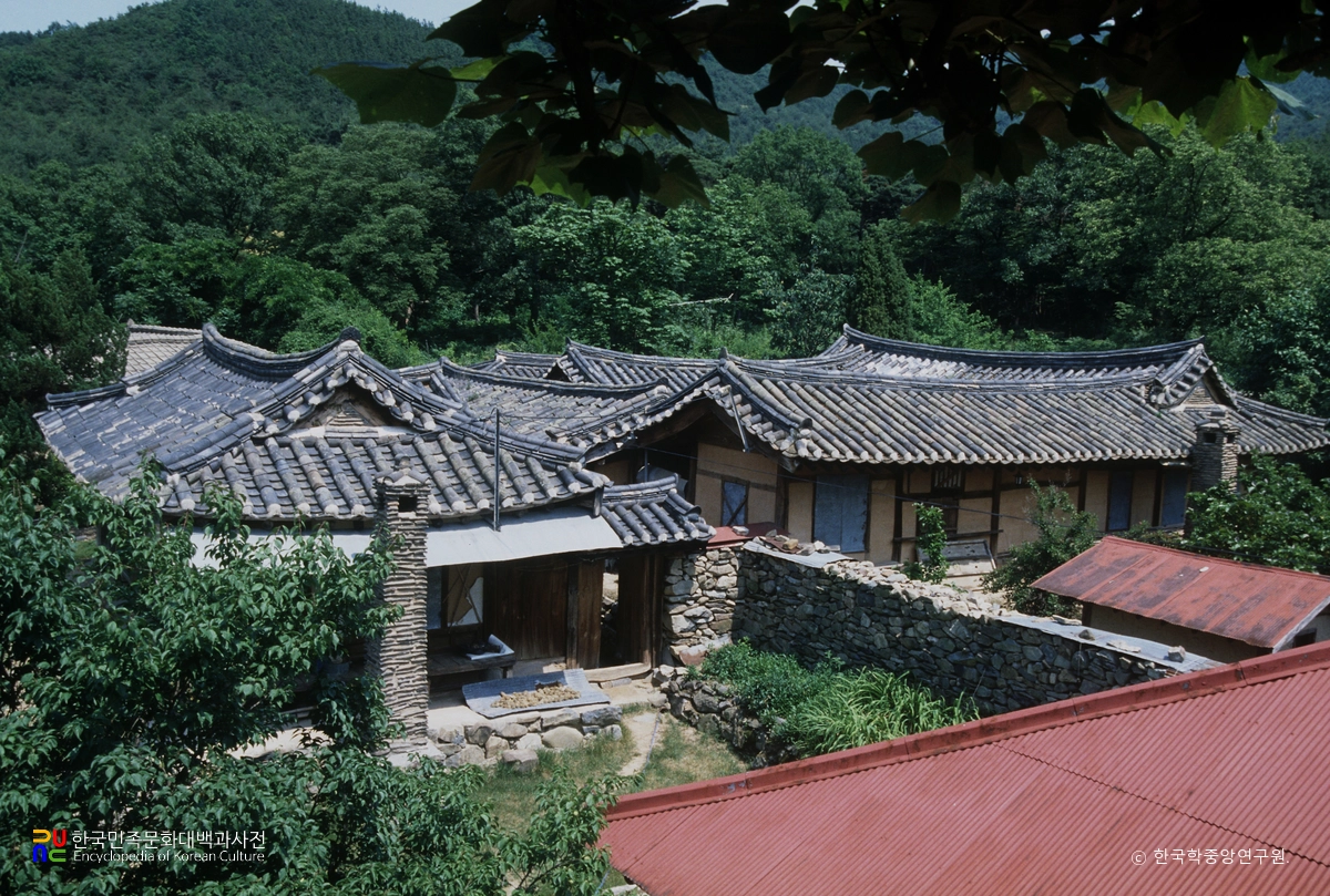 아산 용궁댁 전경