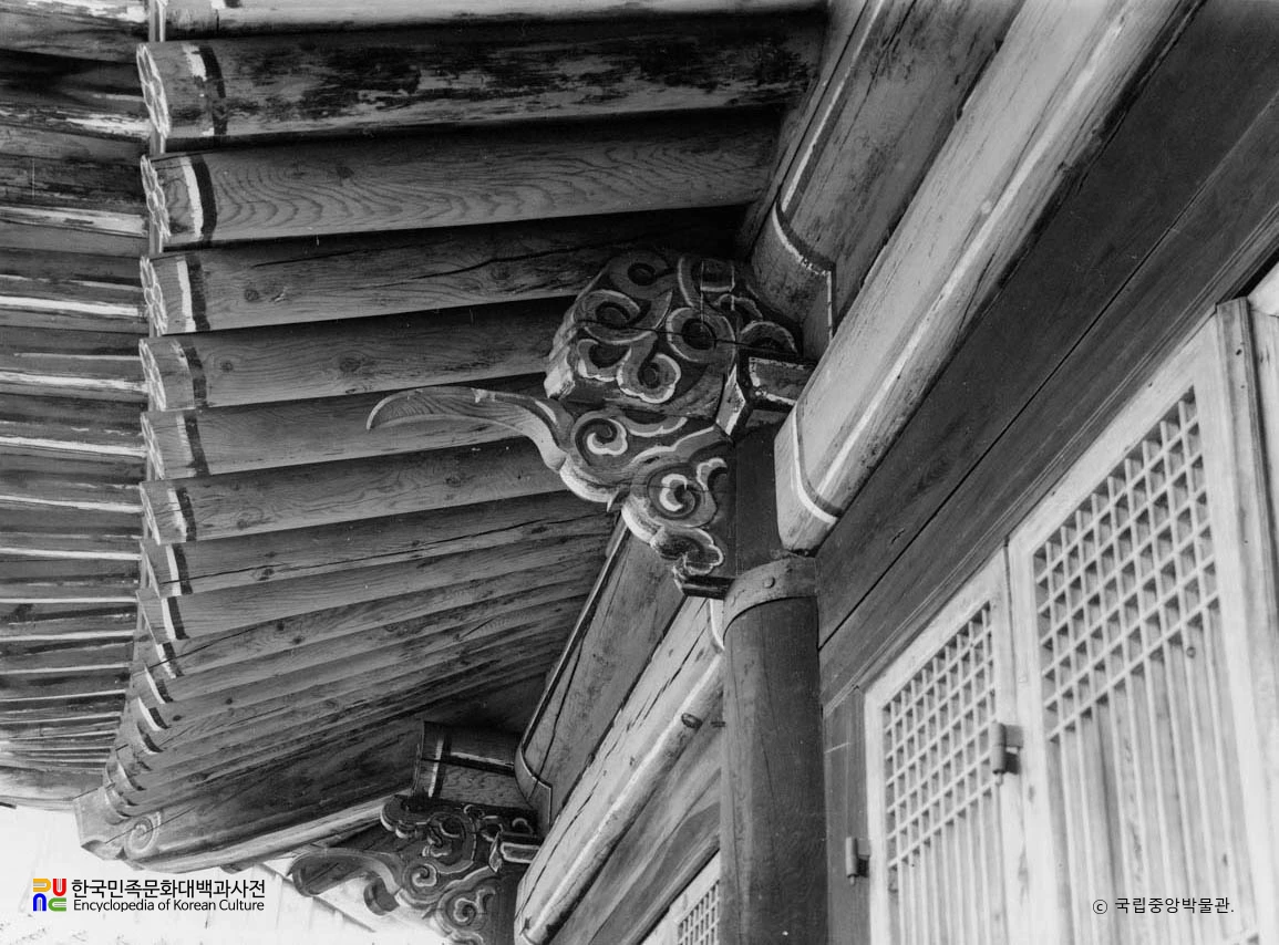 서울 창덕궁 중 규장각 좌익 처마