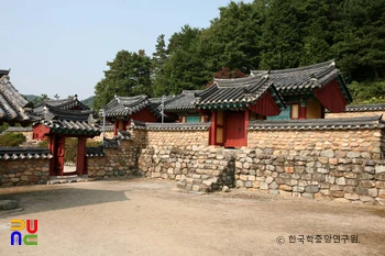 박제상 유적 / 치산서원 사당