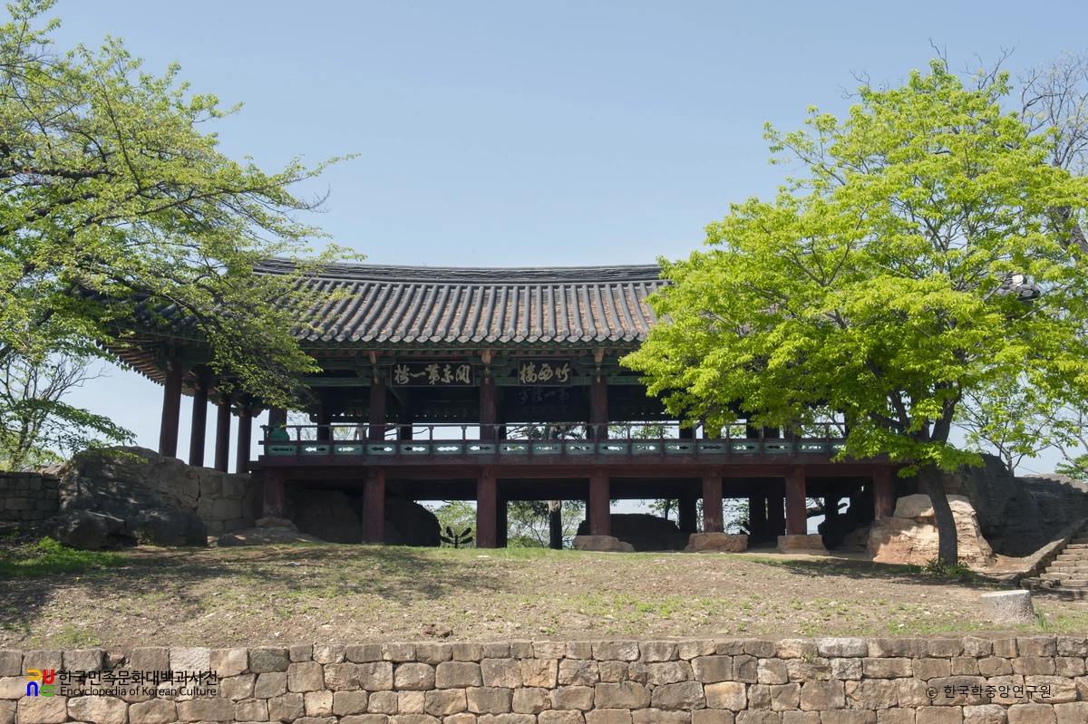 삼척 죽서루 정면