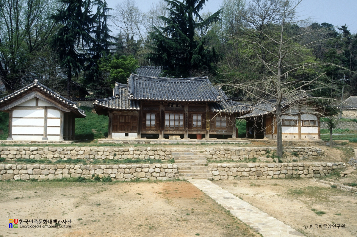 김제향교 명륜당 및 동서재 전경
