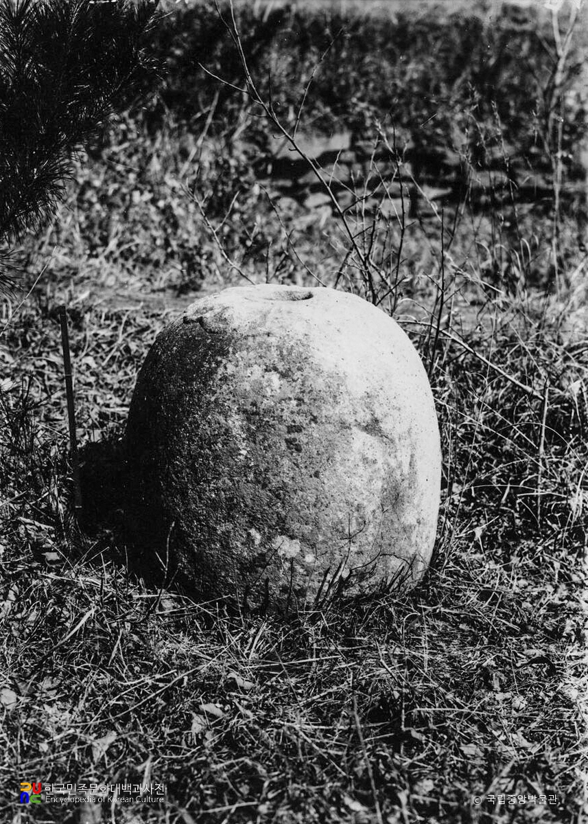 제천 월광사지 승탑 구형 탑신부