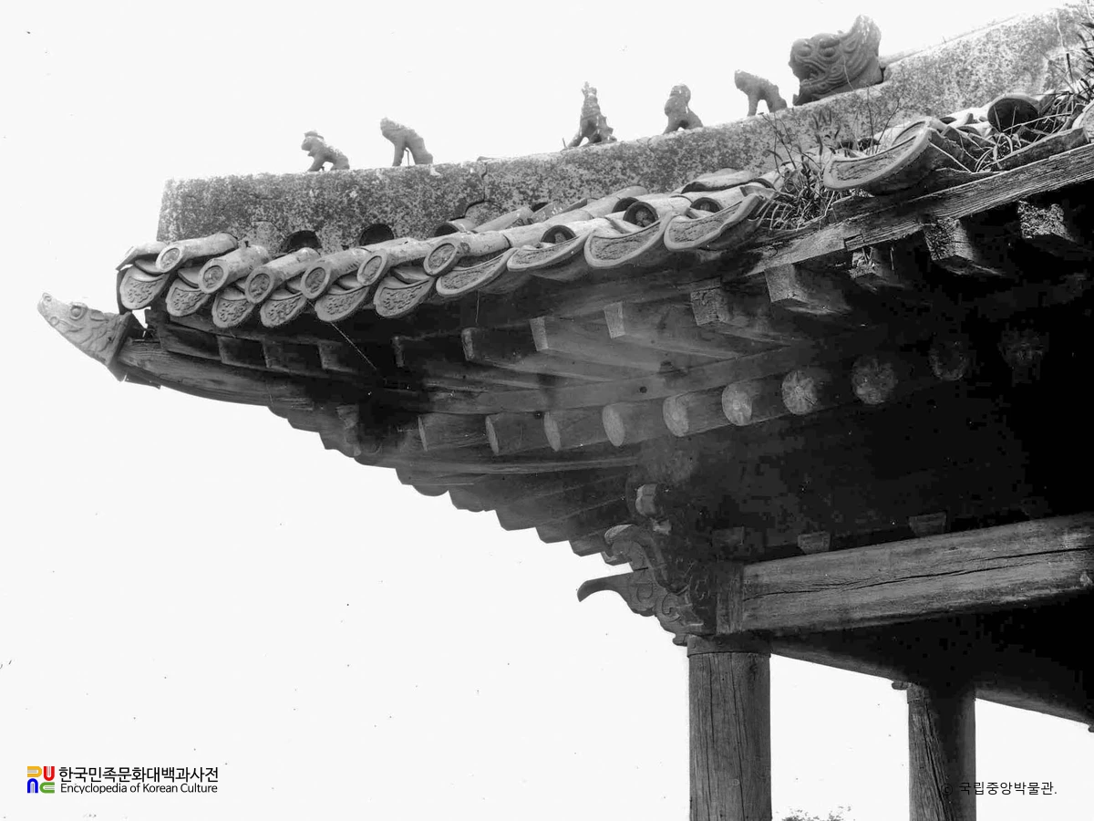 서울 한양도성 중 광희문 북동쪽 처마