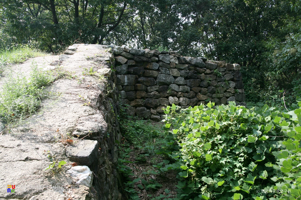 안산 별망성지 성벽