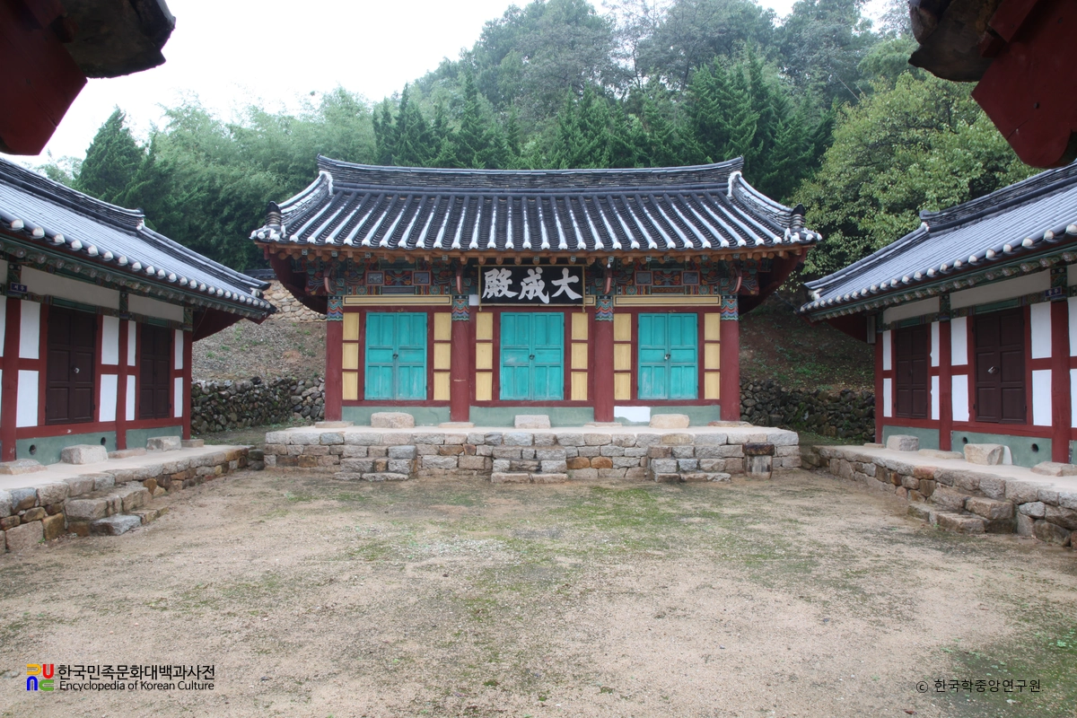 창녕 창녕향교 중 대성전 일곽