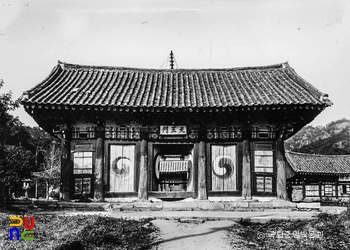 보은 법주사 사천왕문 정면