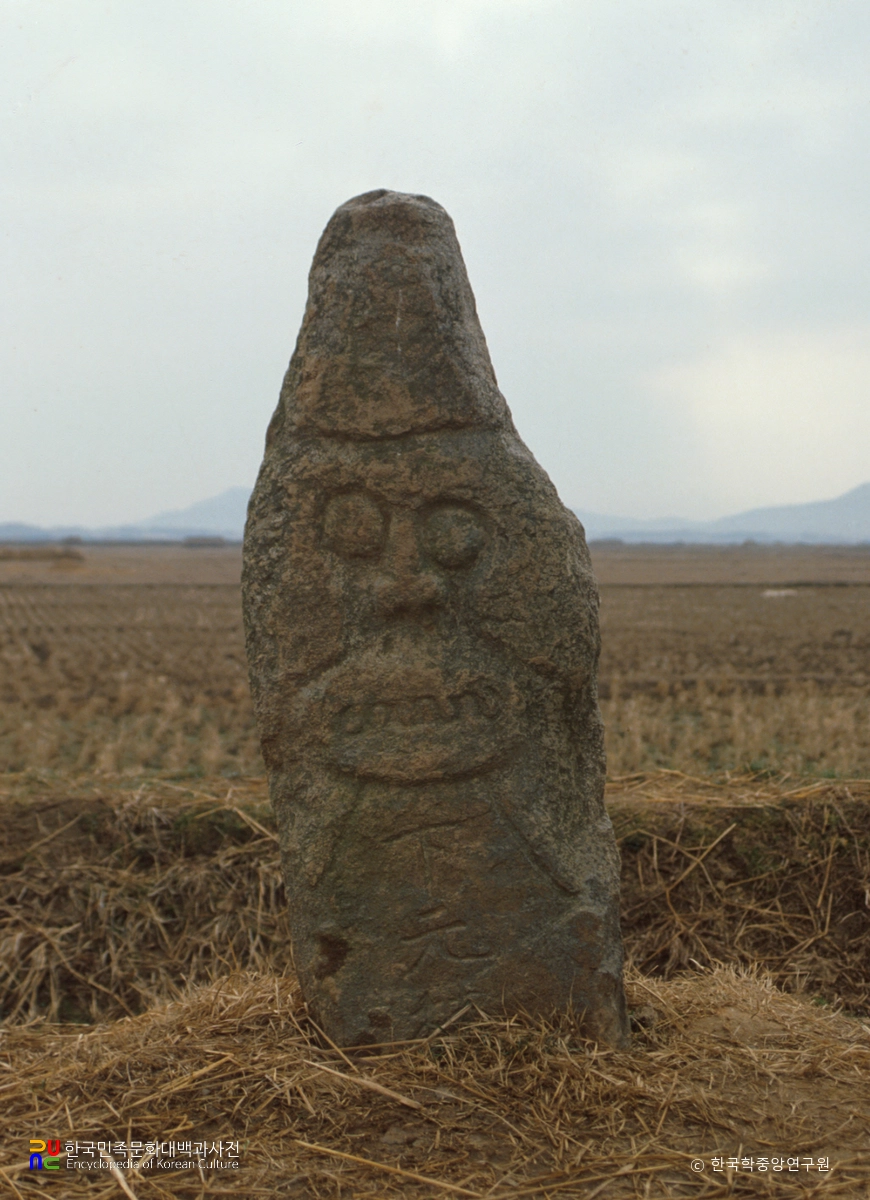 부안 죽림리 석장승 중 여장승 정면