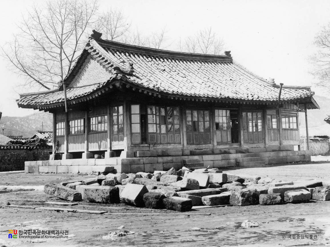 조선군사령부 부속청사 경기도 순사교습소 건물