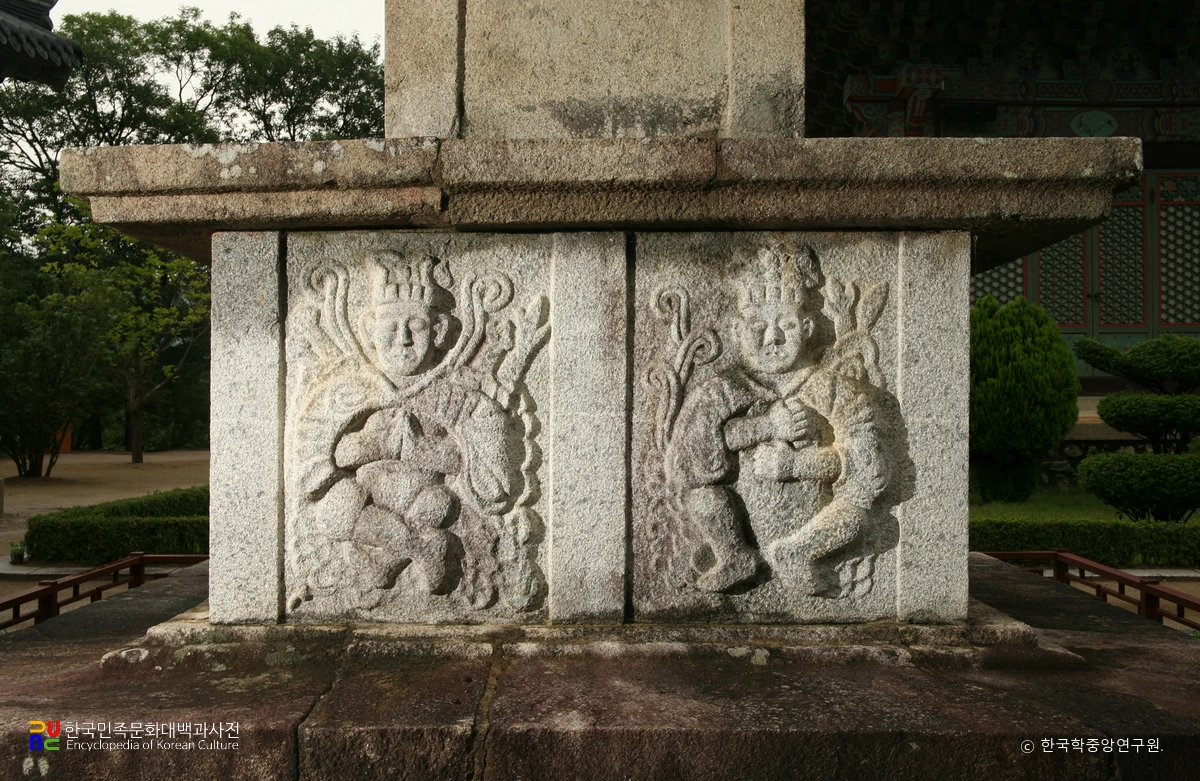 청도 운문사 동ㆍ서 삼층석탑 중 서탑