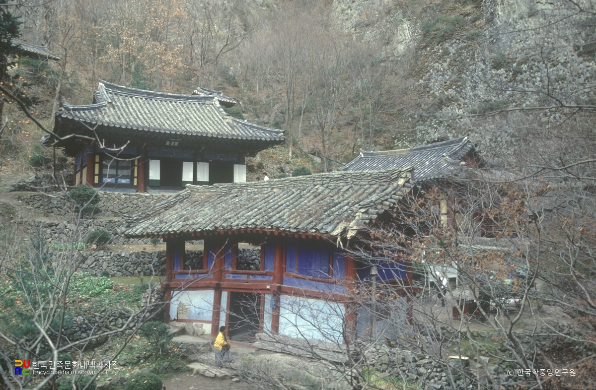 주왕암