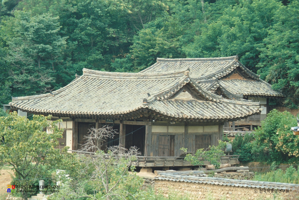 예천권씨 초간종택 별당 전경