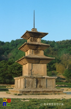 경주 감은사지 동서 삼층세부 워터 프론트 카지노 슬롯 머신 중 동삼층세부 워터 프론트 카지노 슬롯 머신 정측면