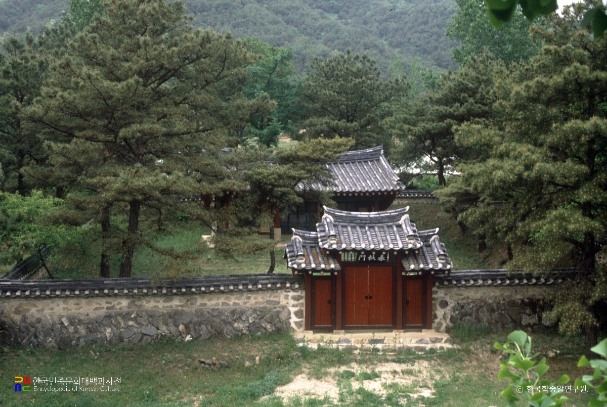 음성 운곡서원 전경