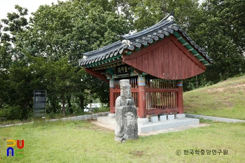 서울 이윤탁 한글영비 비각 전경