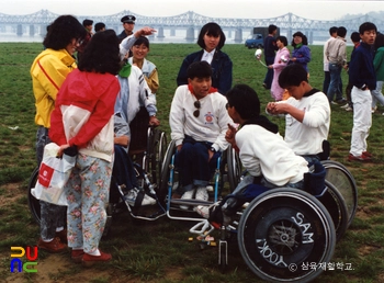 심신장애자 복지사업 / 사회적응 훈련