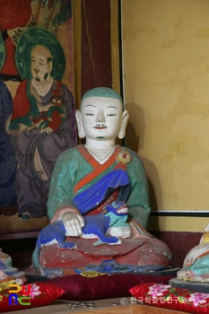 나주 다보사 영산전 소조십육나한좌상