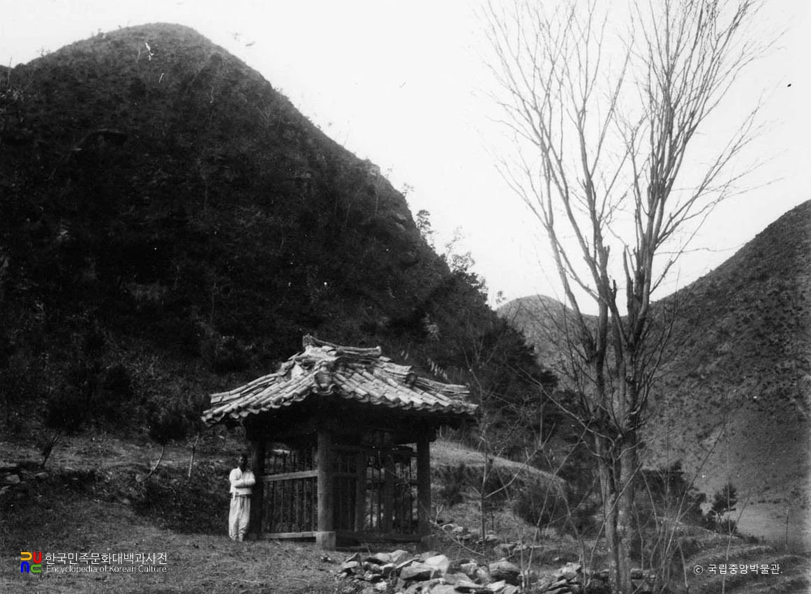 후율사 교서비각