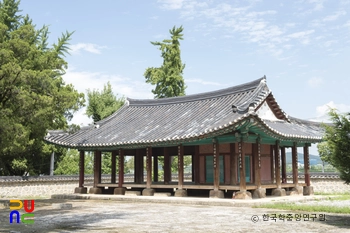 플래티넘 슬롯 강한사 강당