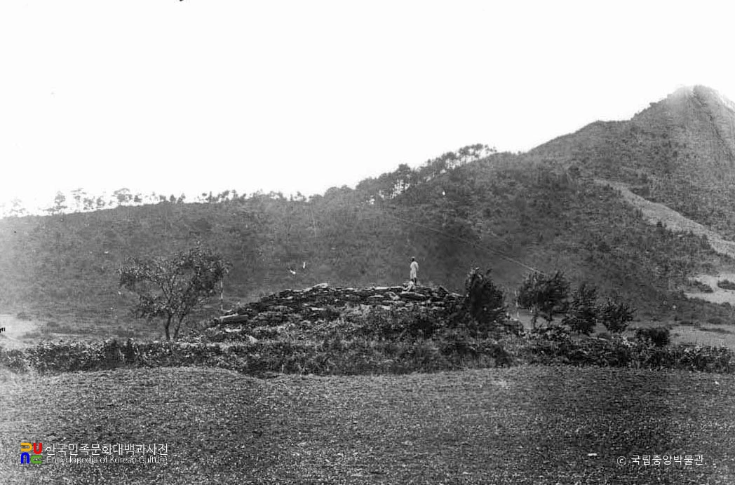 평북 위원 사장리 고분군