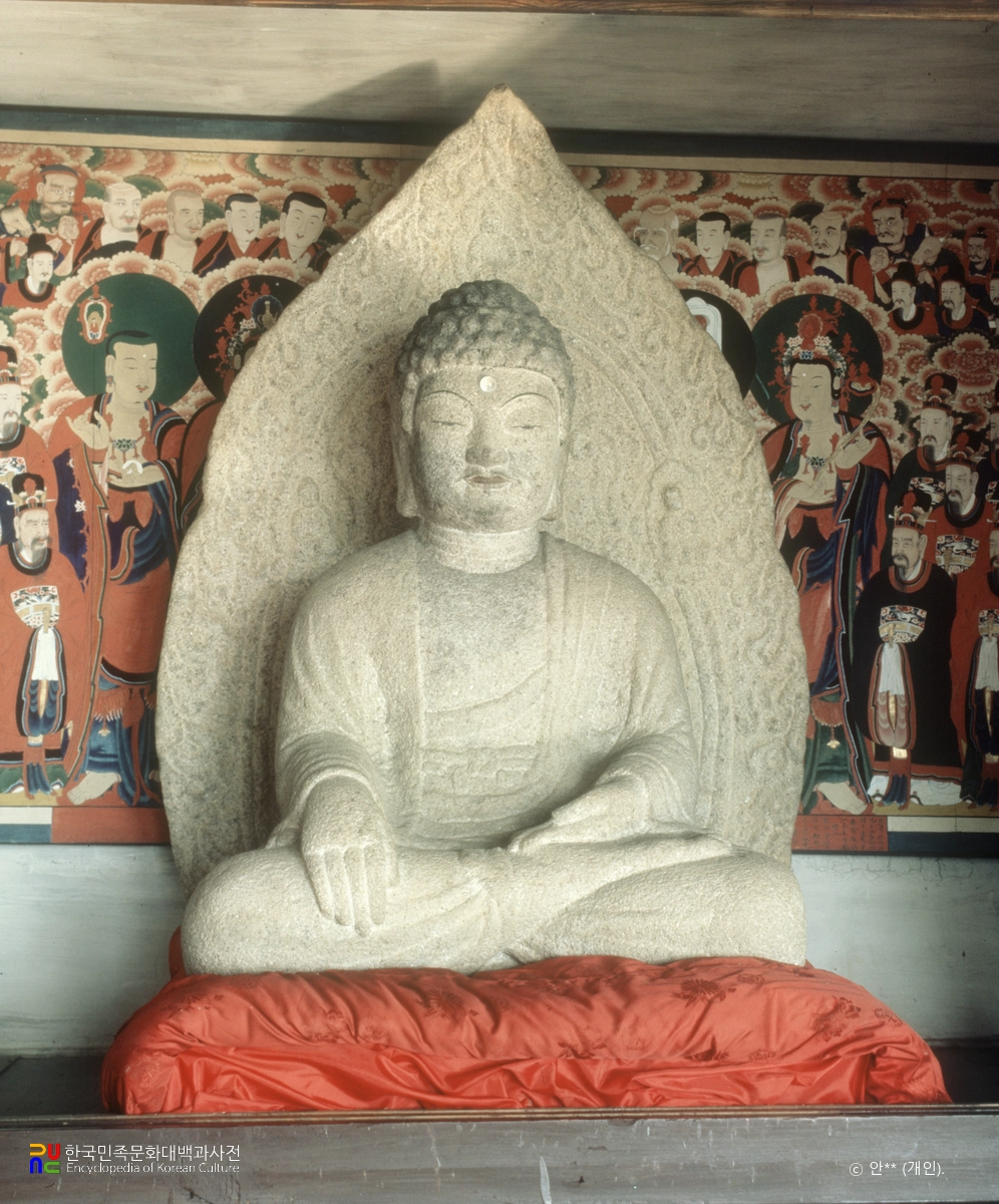 밀양 무봉사 석조 여래 좌상