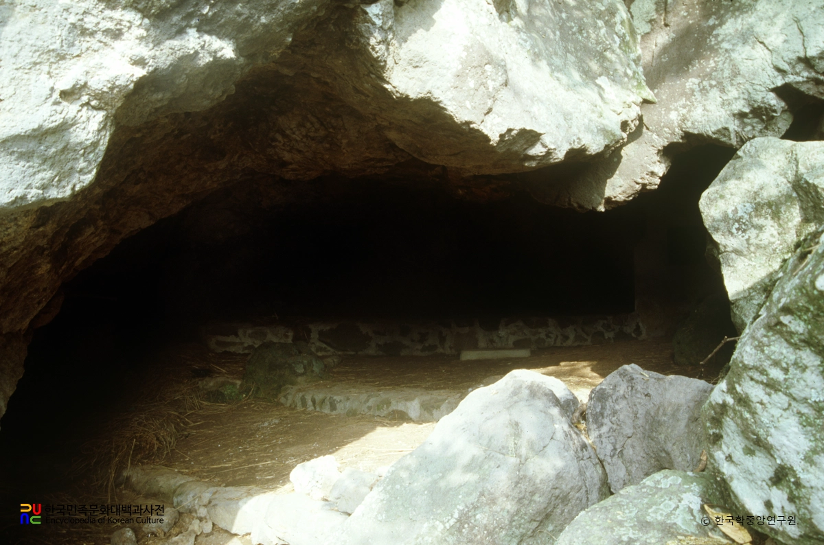 제주 중문동 본향당 내부