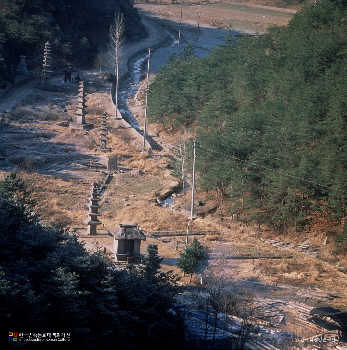 화순 운주사지 석탑