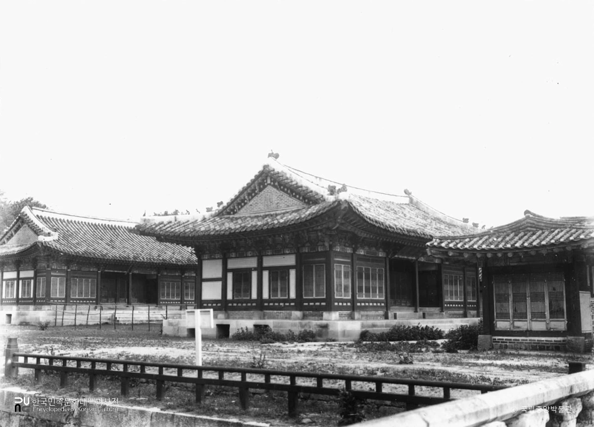 경복궁 흠경각 함원전 서측