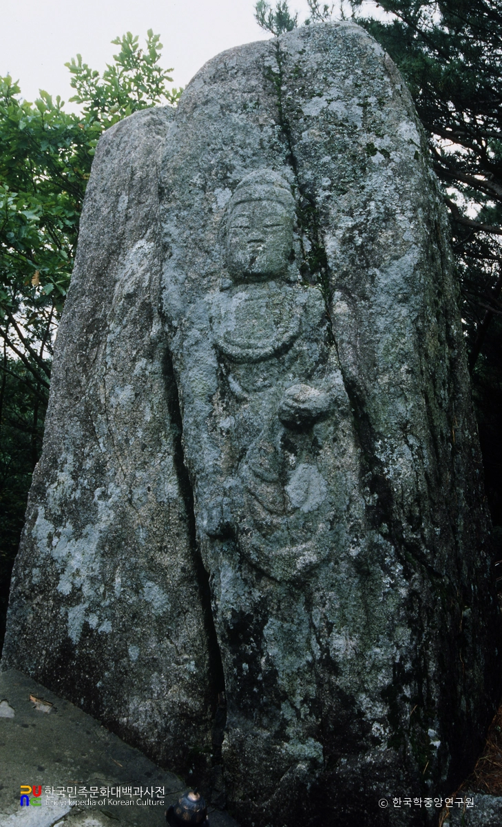 신무동 삼성암지 마애약사여래 입상